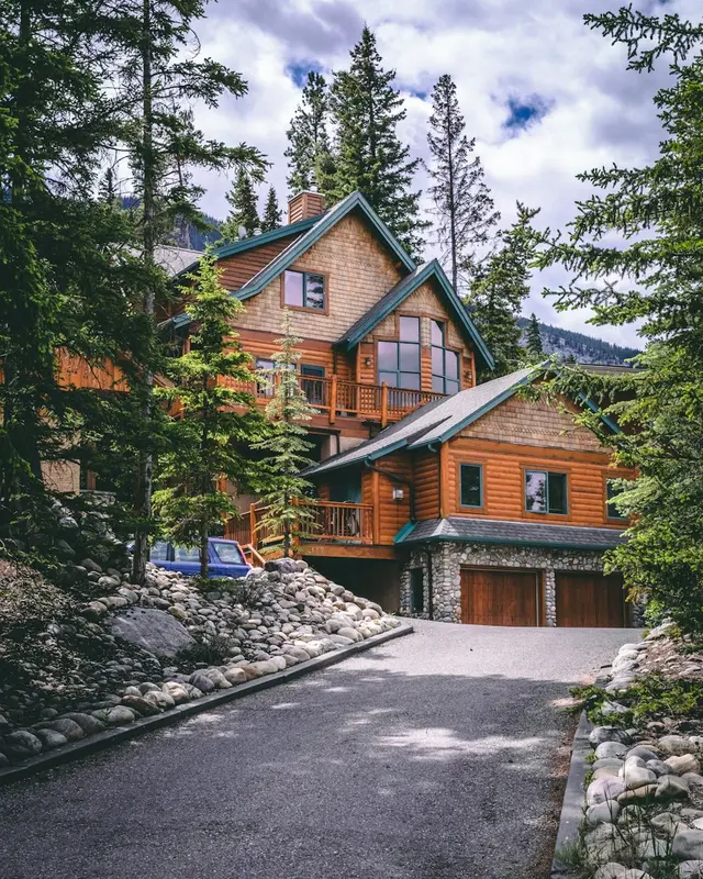 Eldredge.Homes Premium Domain